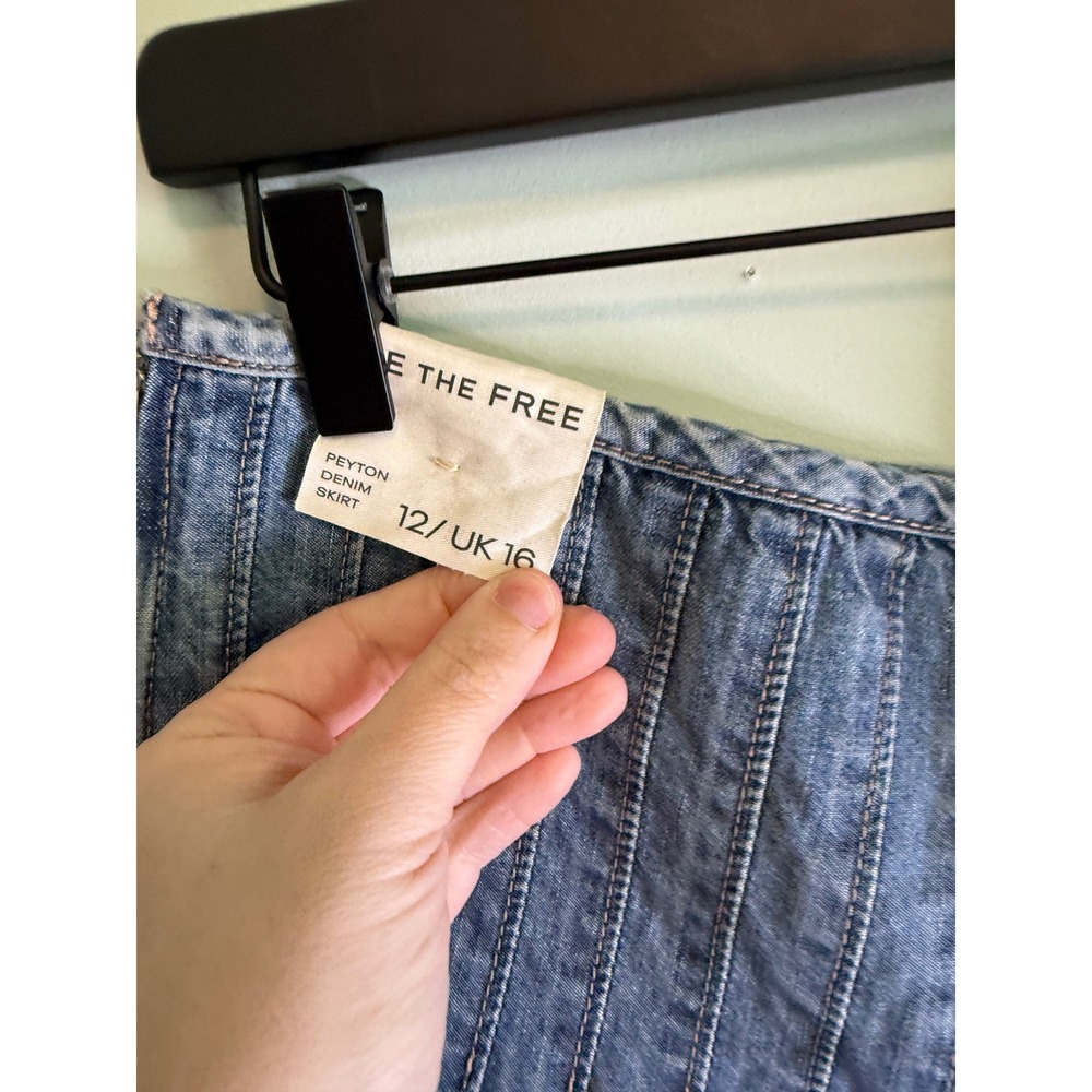 NWT Free People Peyton Pintuck Denim Midi Skirt California Coast Blue Size 12 - Picture 4 of 7
